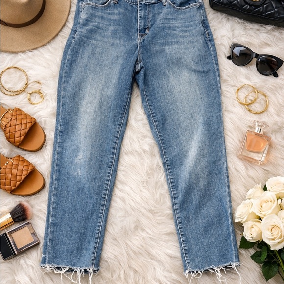 Hudson Jeans Denim - Hudson Natalie Midrise Slim Boyfriend Jeans Raw Hem Light Wash Size 28